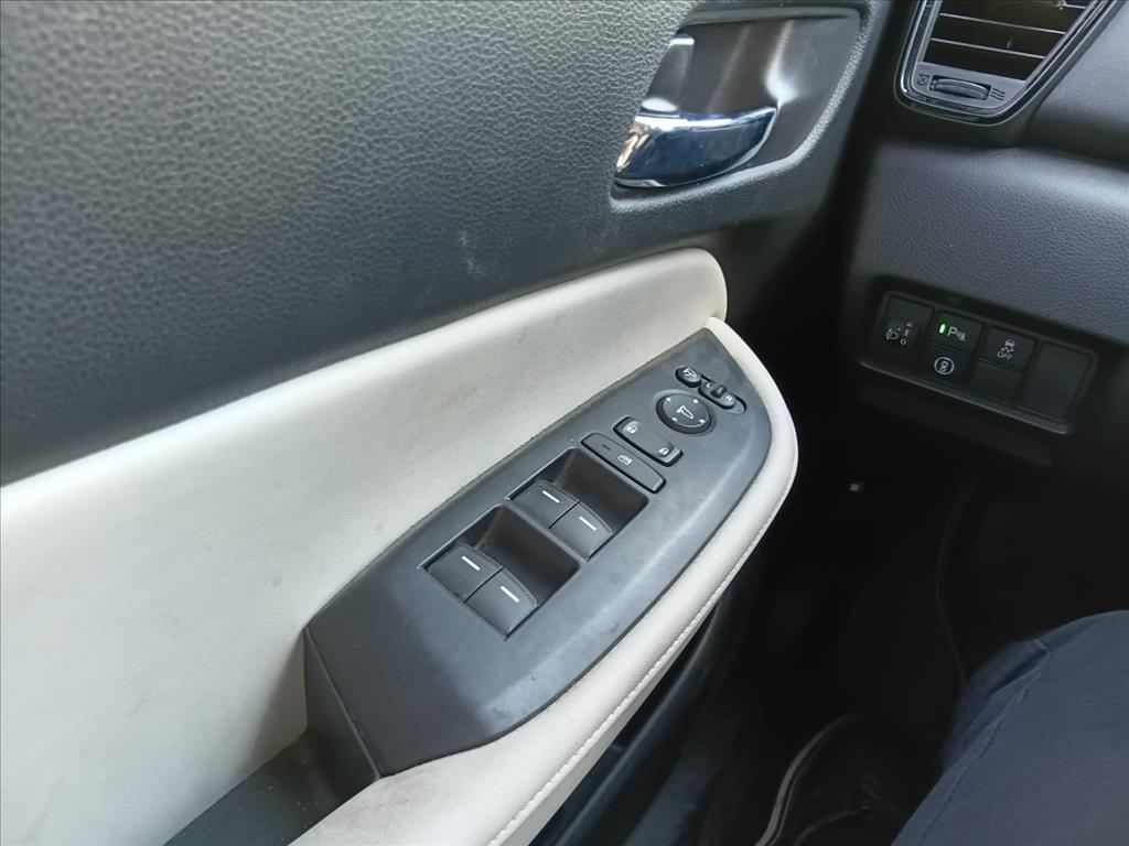 Honda-CITY-1.5 i-VTEC FLEX HATCH TOURING CVT