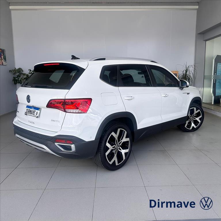 TAOS 1.4 250 TSI TOTAL FLEX HIGHLINE AUTOMÁTICO5