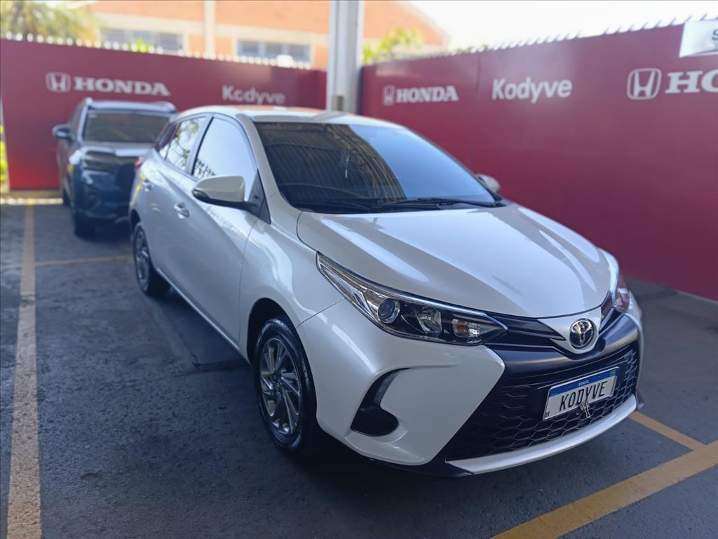 YARIS 1.5 16V FLEX XS MULTIDRIVE1