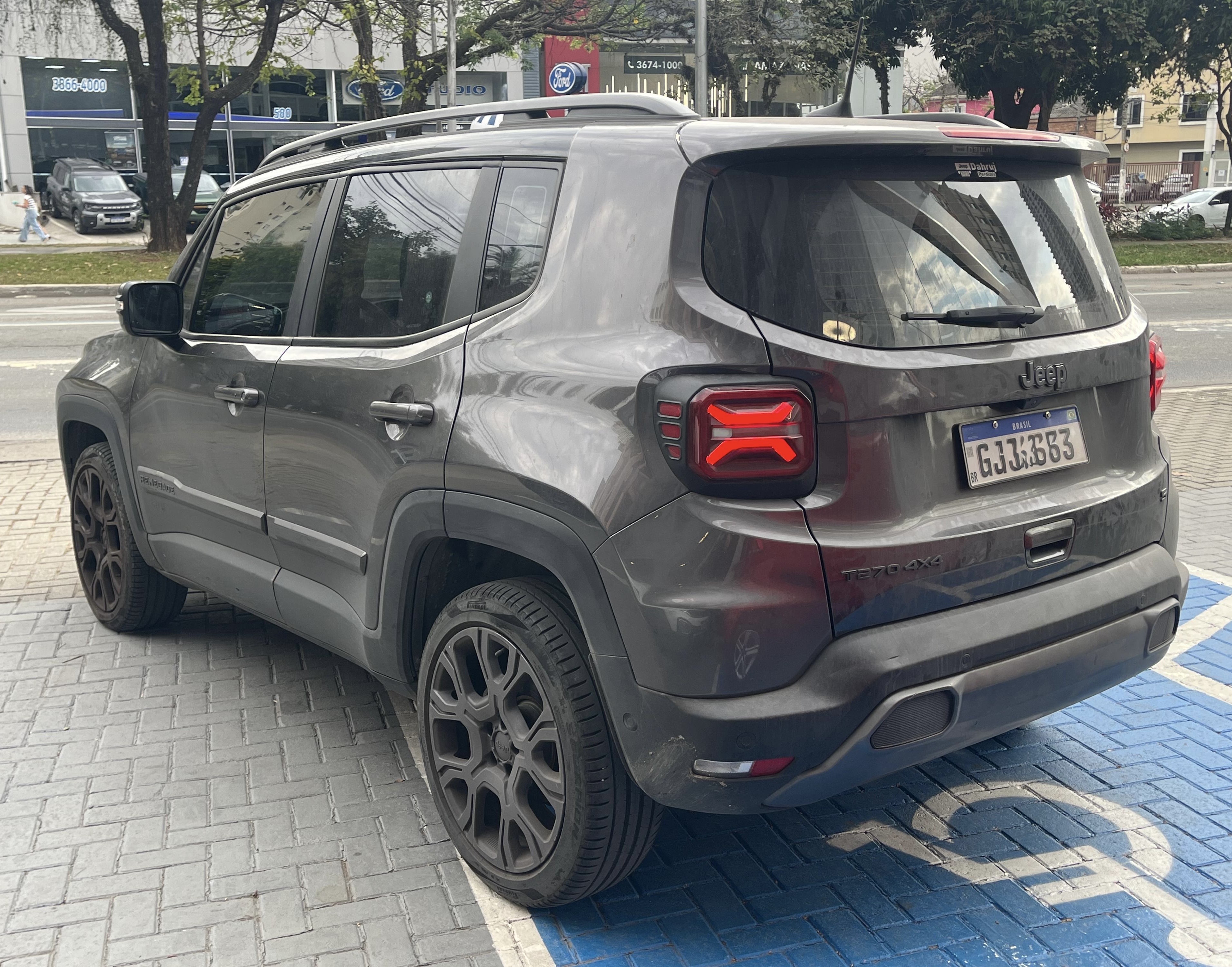 RENEGADE 1.3 T270 TURBO FLEX S 4X4 AT91