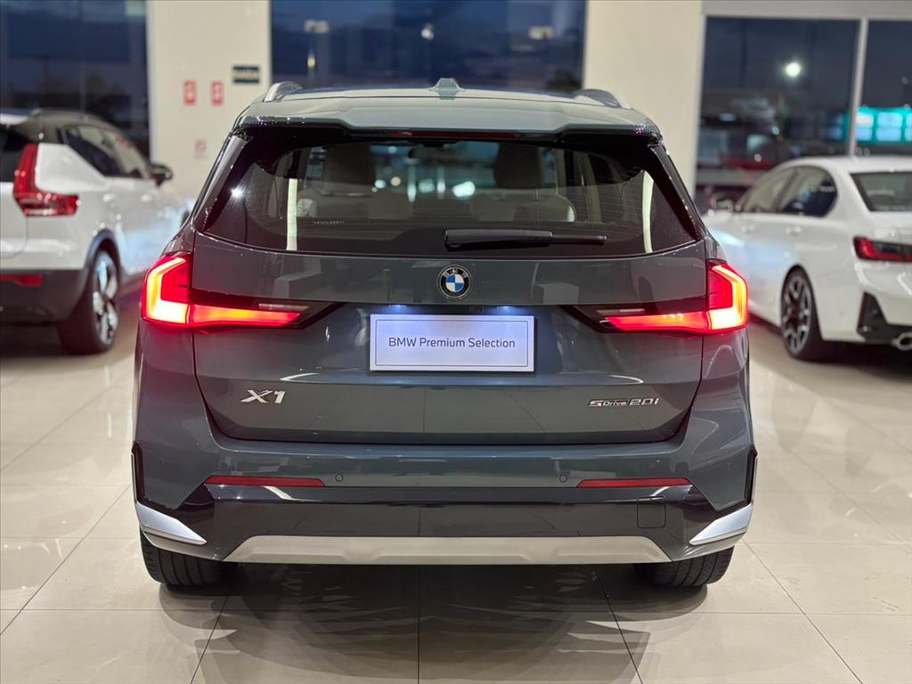 X1 2.0 16V TURBO GASOLINA SDRIVE20I X-LINE STEPTRONIC8