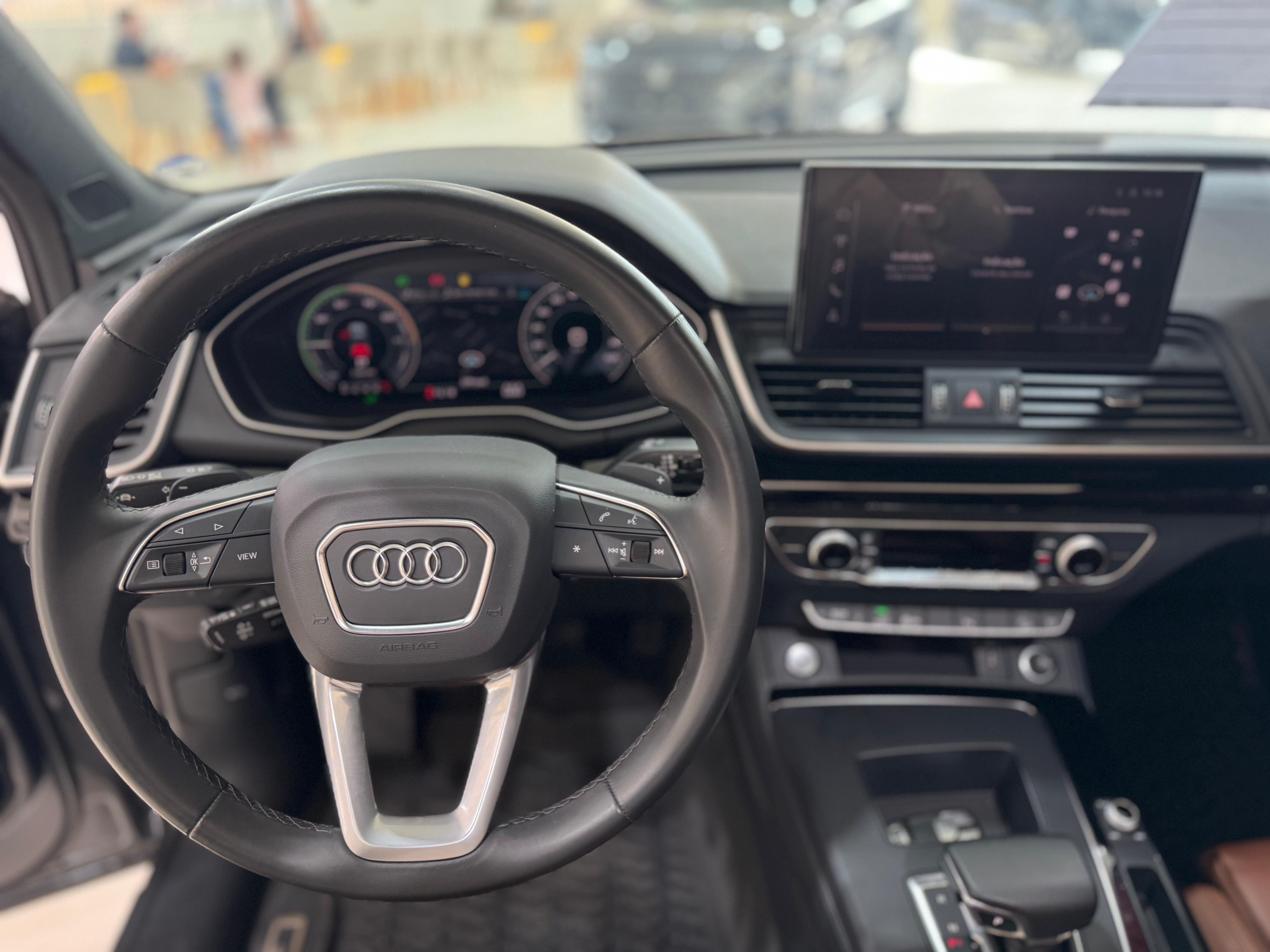 Audi-Q5-2.0 55 TFSIE PHEV PERFORMANCE BLACK QUATTRO S TRONIC