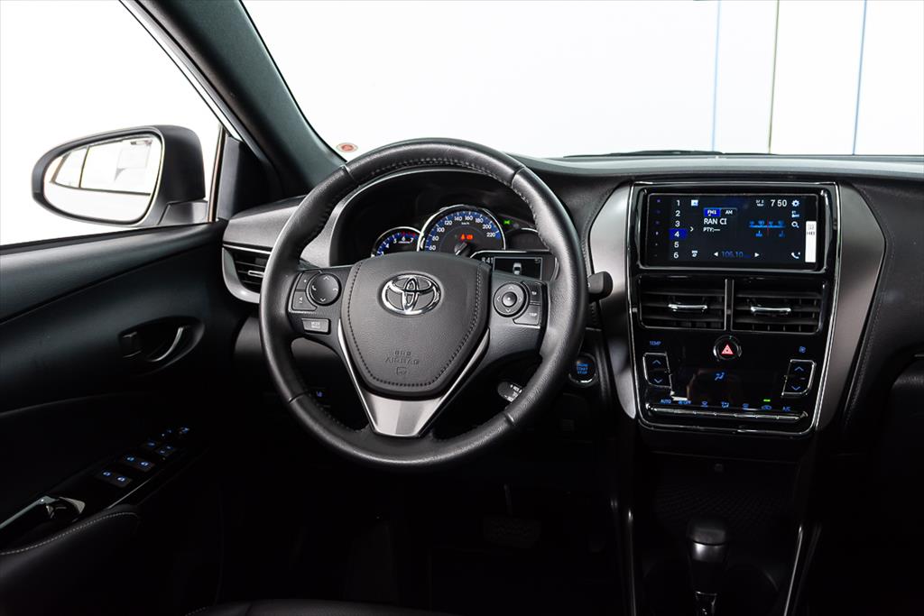 YARIS 1.5 16V FLEX XLS MULTIDRIVE13