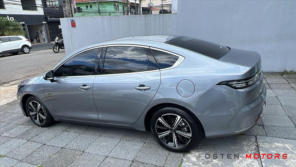 BYD-KING-1.5 DM-I PHEV GS AUTOMÁTICO