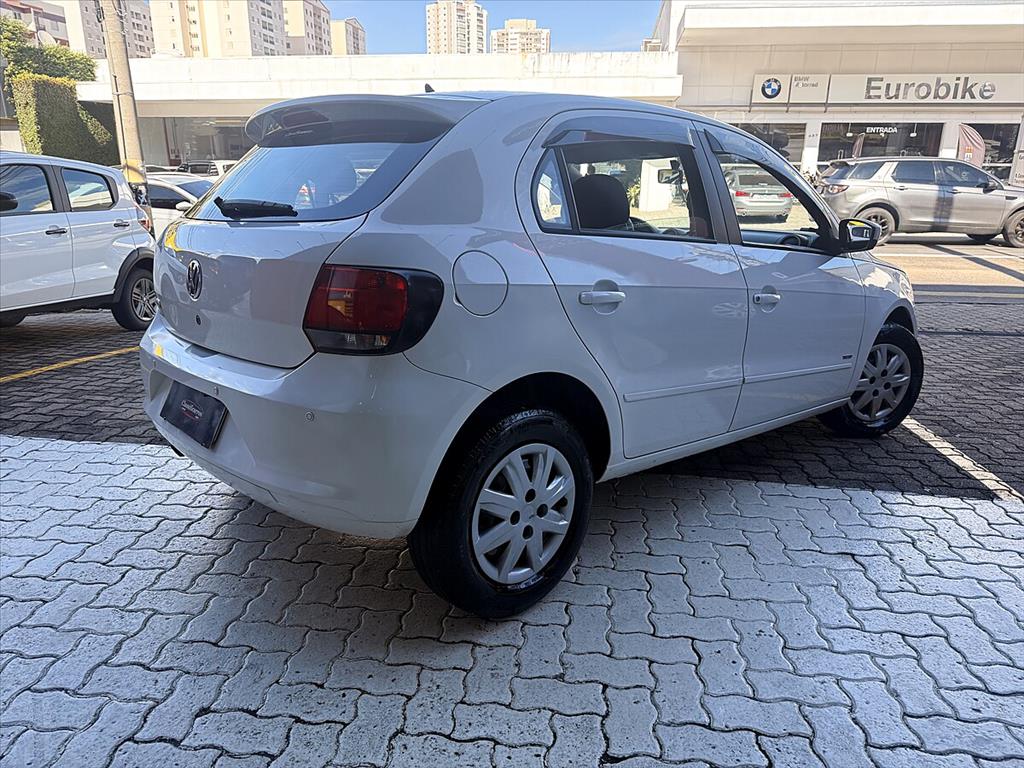 Volkswagen Gol - 1.0 MI 8V FLEX 4P MANUAL G.VI