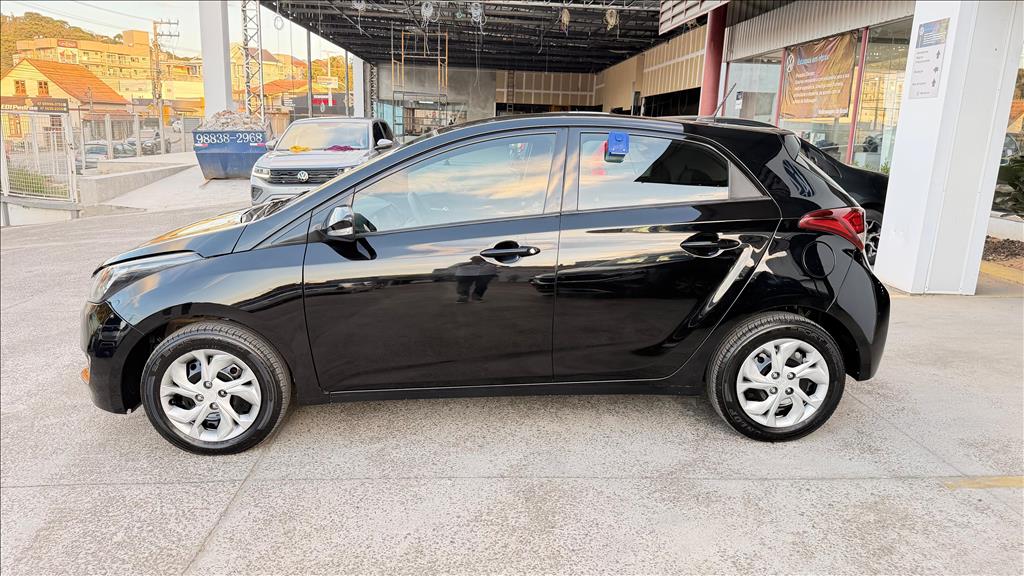 HB20 1.6 COMFORT PLUS 16V FLEX 4P MANUAL10