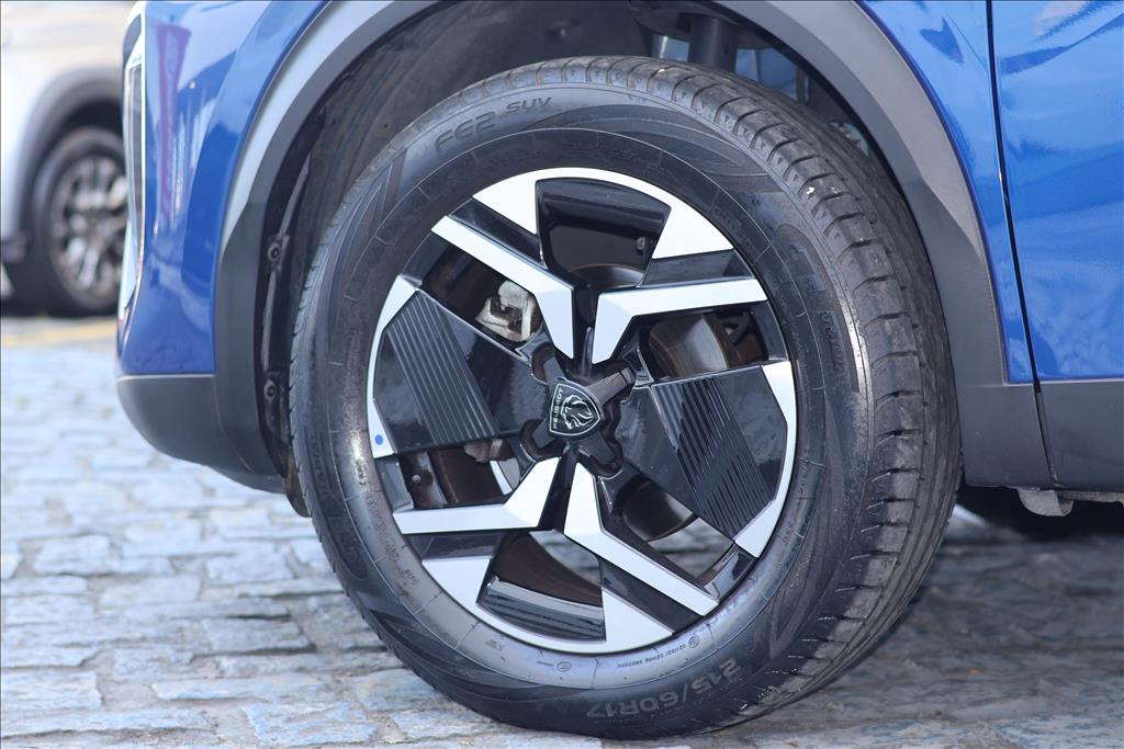 PEUGEOT 2008 1.0 TURBO 200 FLEX ACTIVE CVT