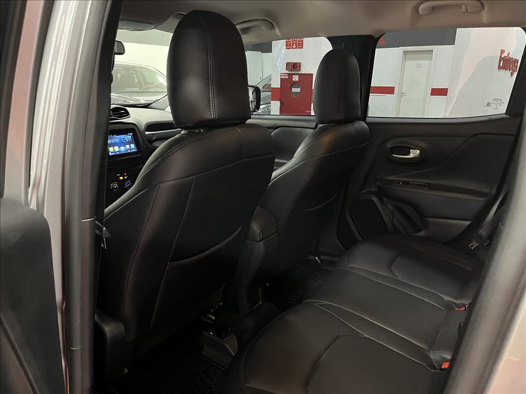 RENEGADE 1.8 16V FLEX 4P AUTOMÁTICO9