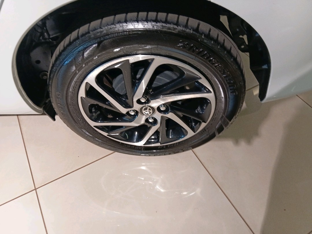 Toyota-YARIS-1.5 16V FLEX XLS MULTIDRIVE