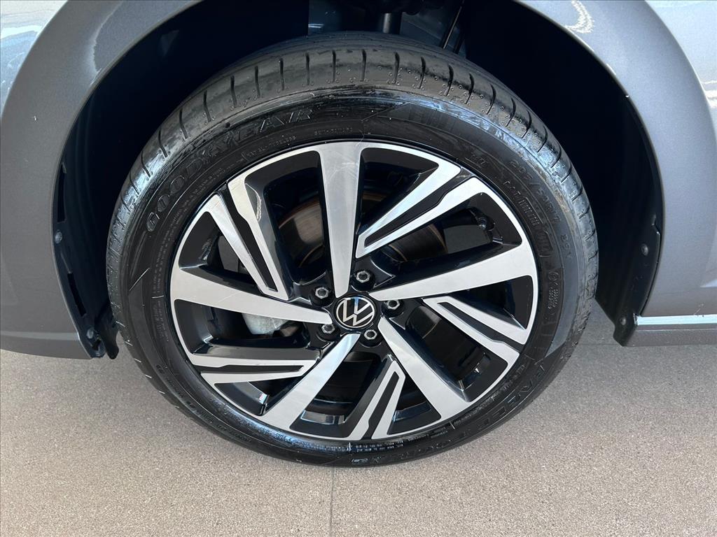 VIRTUS 1.0 200 TSI HIGHLINE AUTOMÁTICO12