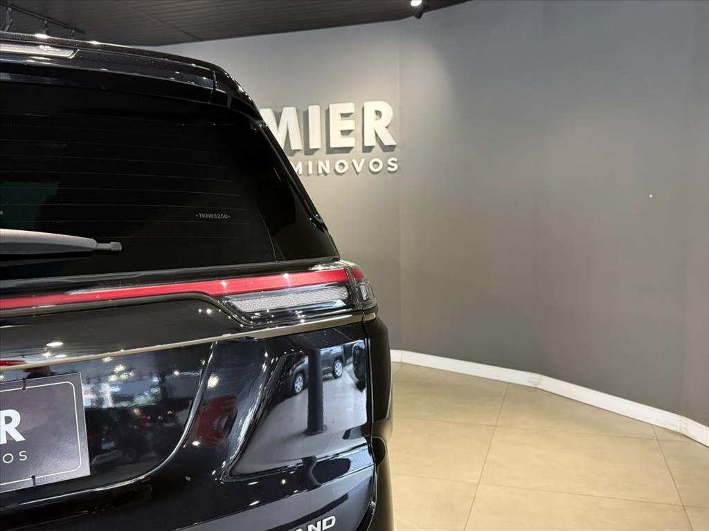 COMMANDER 2.2 TURBO DIESEL OVERLAND AT911