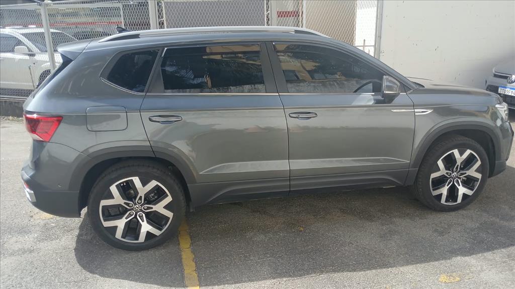 TAOS 1.4 250 TSI TOTAL FLEX HIGHLINE AUTOMÁTICO5