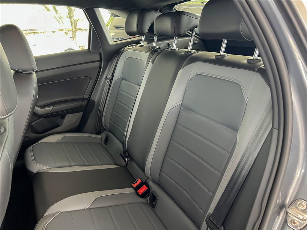 NIVUS 1.0 200 TSI TOTAL FLEX HIGHLINE AUTOMÁTICO17