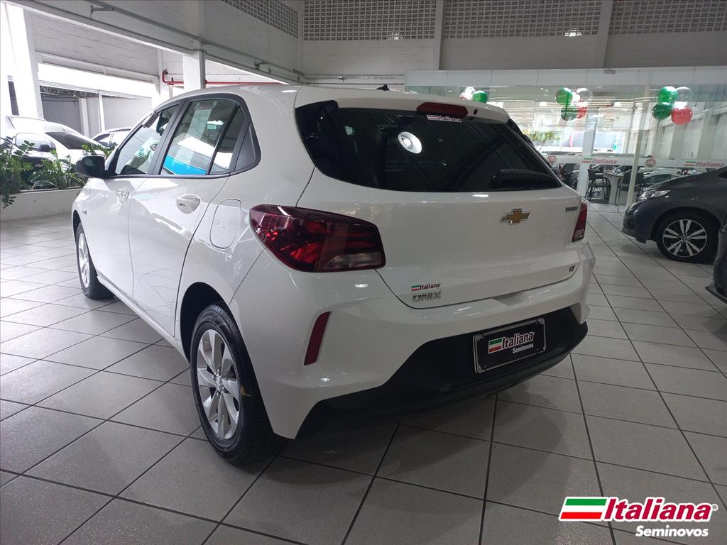 ONIX 1.0 TURBO FLEX LT MANUAL2