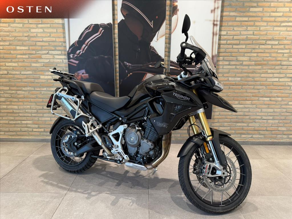 1200 BLACK EDITION