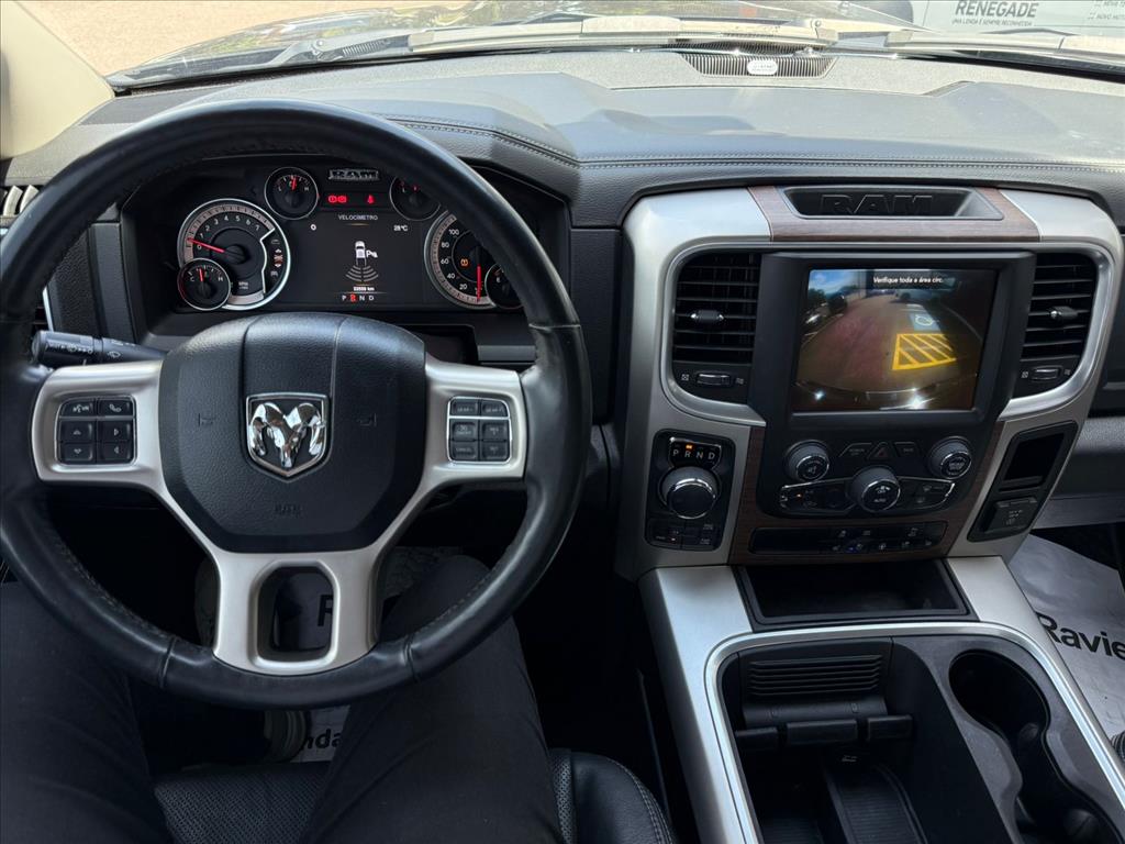 RAM-CLASSIC-5.7 V8 GASOLINA LARAMIE CD 4X4 AUTOMÁTICO