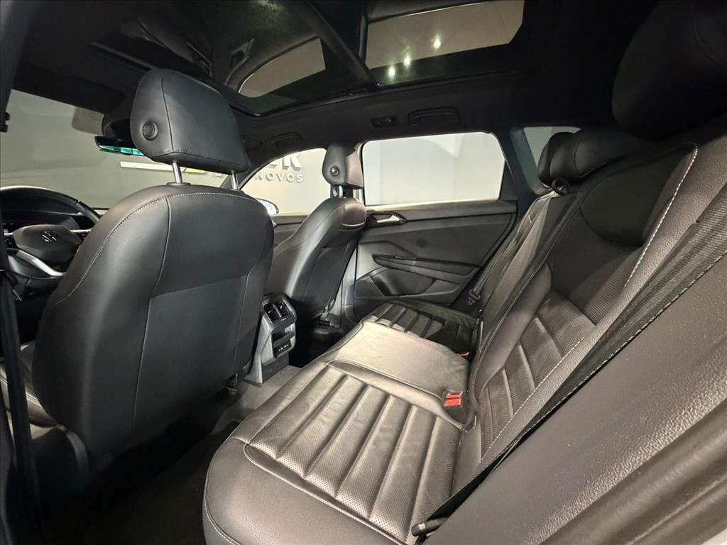 TAOS 1.4 250 TSI TOTAL FLEX HIGHLINE AUTOMÁTICO9