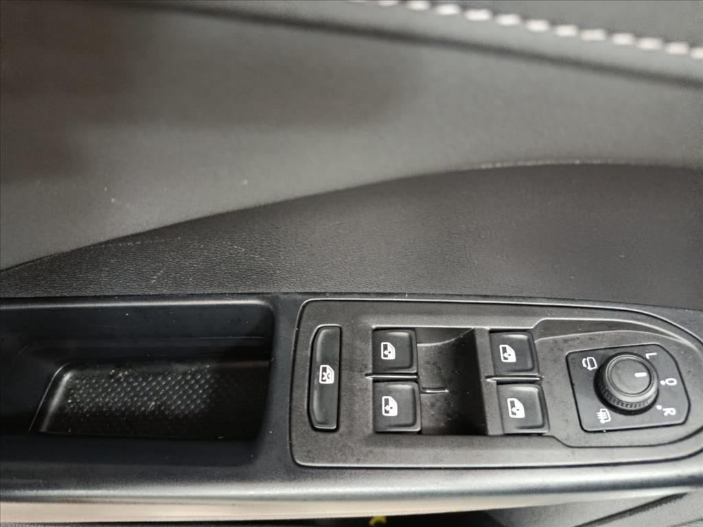 TAOS 1.4 250 TSI TOTAL FLEX HIGHLINE AUTOMÁTICO12
