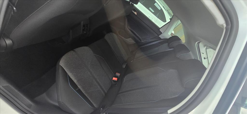 NIVUS 1.0 200 TSI TOTAL FLEX COMFORTLINE AUTOMÁTICO12