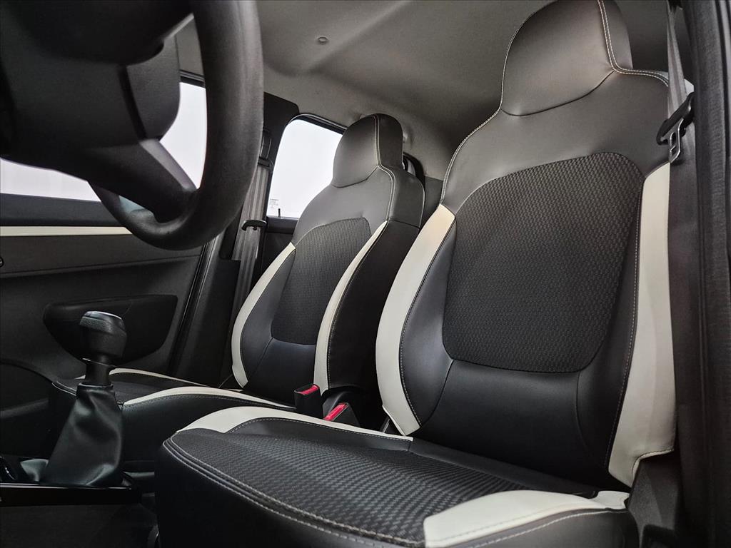 Renault-KWID-1.0 12V SCE FLEX INTENSE MANUAL