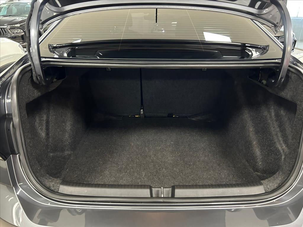 VIRTUS 1.4 250 TSI EXCLUSIVE AUTOMÁTICO9