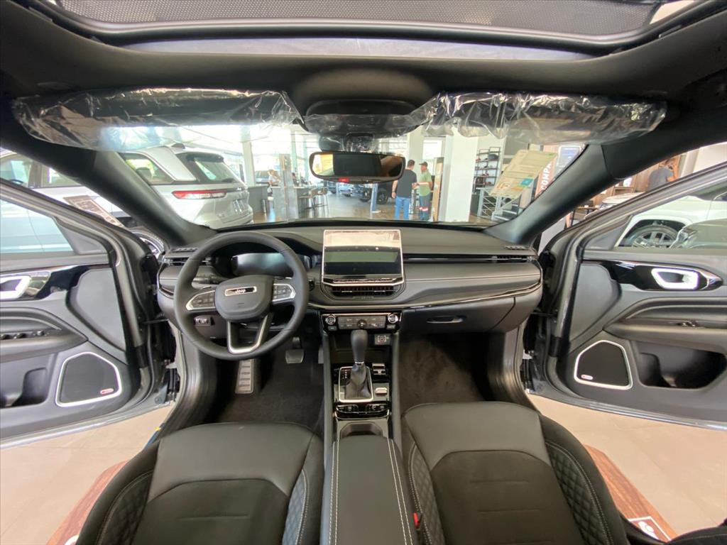 COMPASS 2.0 HURRICANE 4 TURBO GASOLINA BLACKHAWK AT97