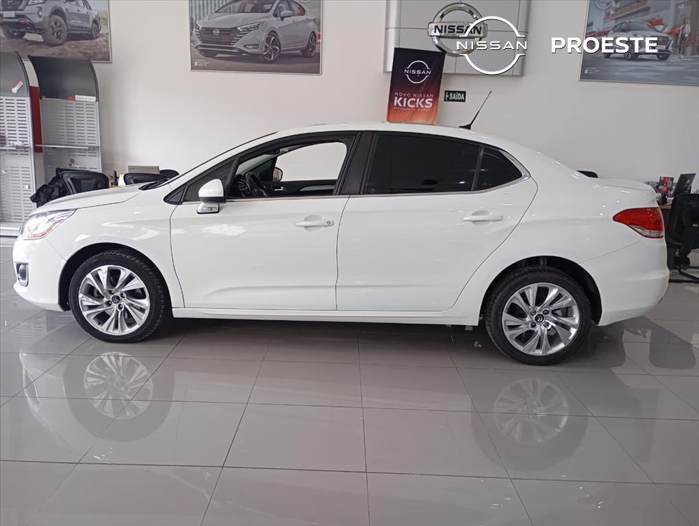 C4 LOUNGE 1.6 EXCLUSIVE 16V TURBO FLEX 4P AUTOMÁTICO3