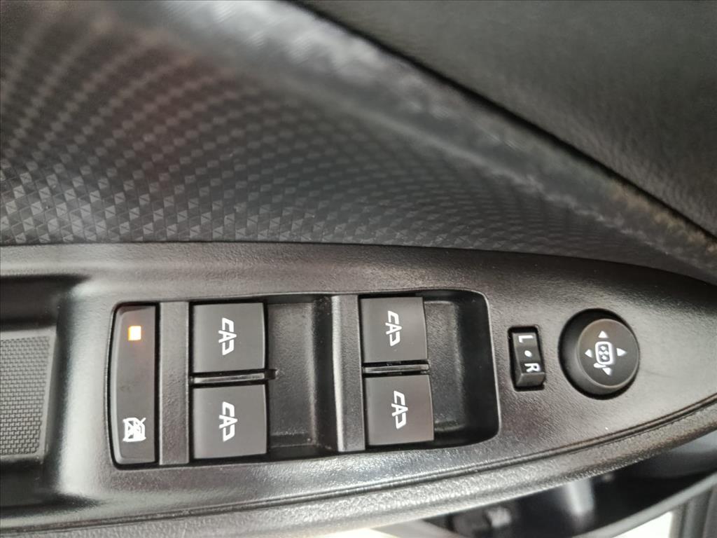 ONIX PLUS 1.0 TURBO FLEX LT AUTOMÁTICO10