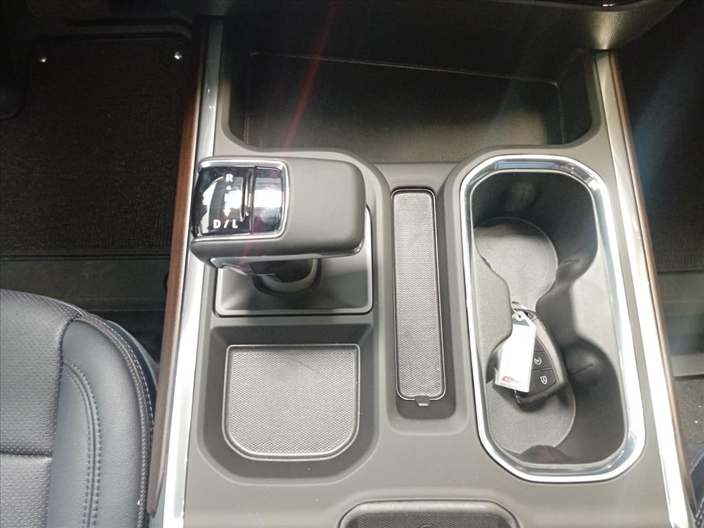 SILVERADO 5.3 V8 GASOLINA 1500 HIGH COUNTRY 4X4 AUTOMÁTICO