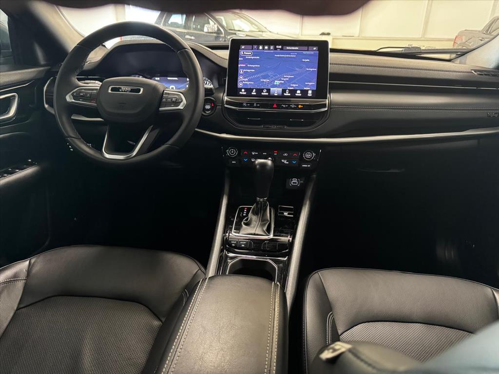 COMPASS 1.3 T270 TURBO FLEX LONGITUDE AT6 COMPASS 1.3 T270 TURBO FLEX LONGITUDE AT6