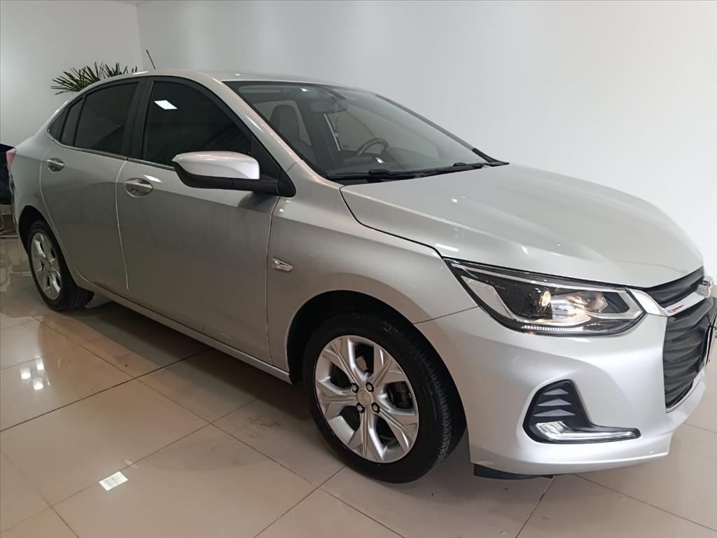 ONIX PLUS 1.0 TURBO FLEX AUTOMÁTICO2