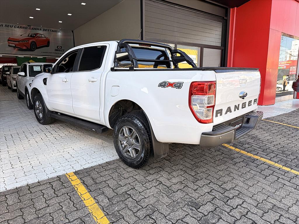 Ford Ranger - 2.2 XLS 4X4 CD 16V DIESEL 4P AUTOMÁTICO