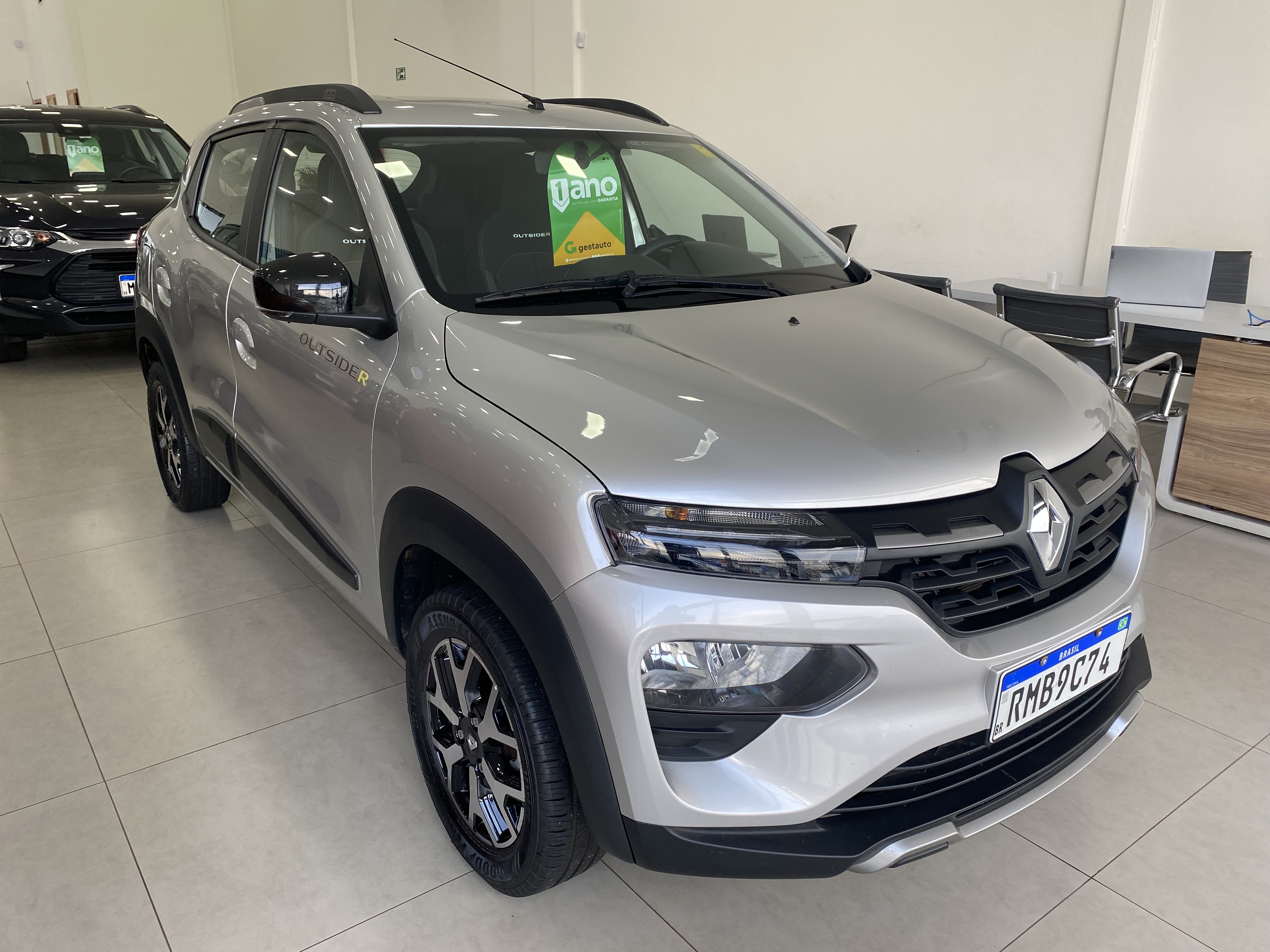 KWID 1.0 12V SCE FLEX OUTSIDER MANUAL2