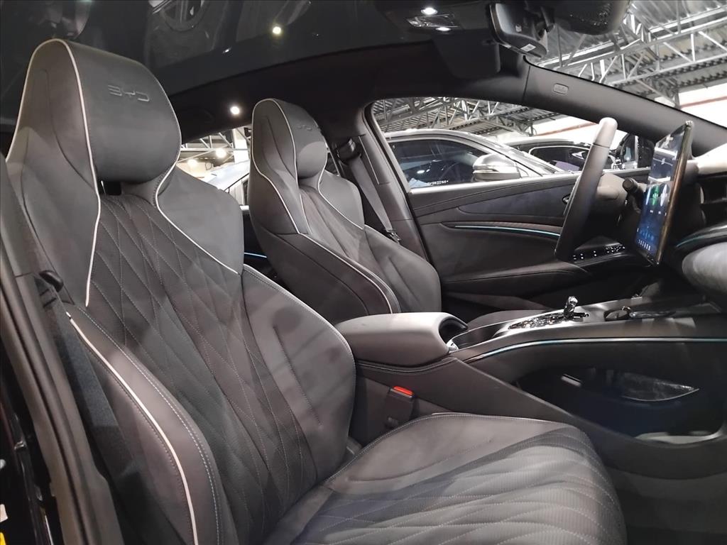 SEAL 82,5 KW ELÉTRICO AWD11