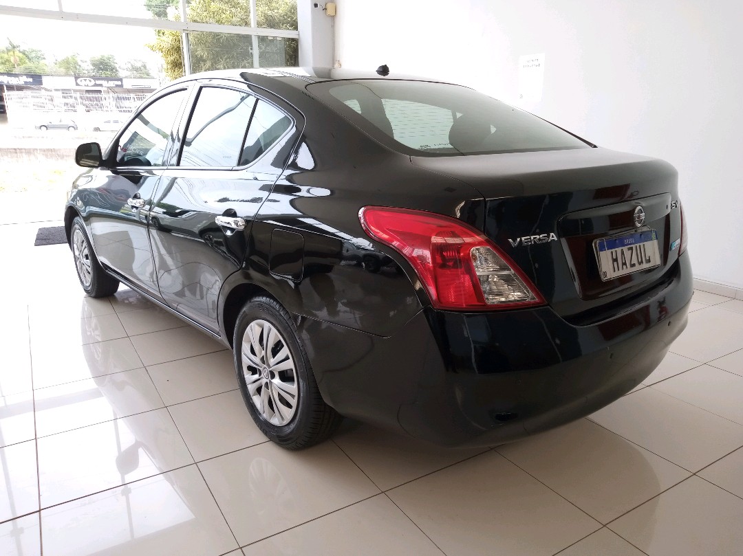 VERSA 1.6 16V FLEX SV 4P MANUAL4