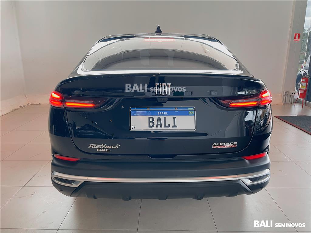 FASTBACK 1.0 TURBO 200 FLEX AUDACE CVT5