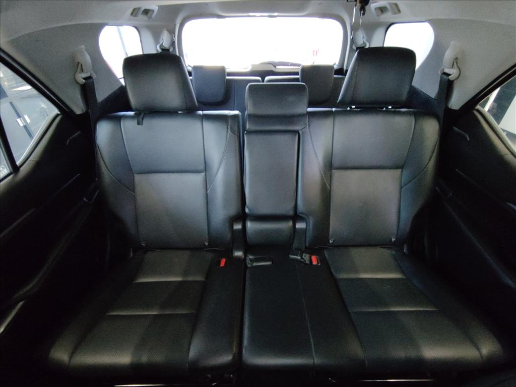 HILUX 2.8 D-4D TURBO DIESEL CD SRX 4X4 AUTOMÁTICO11