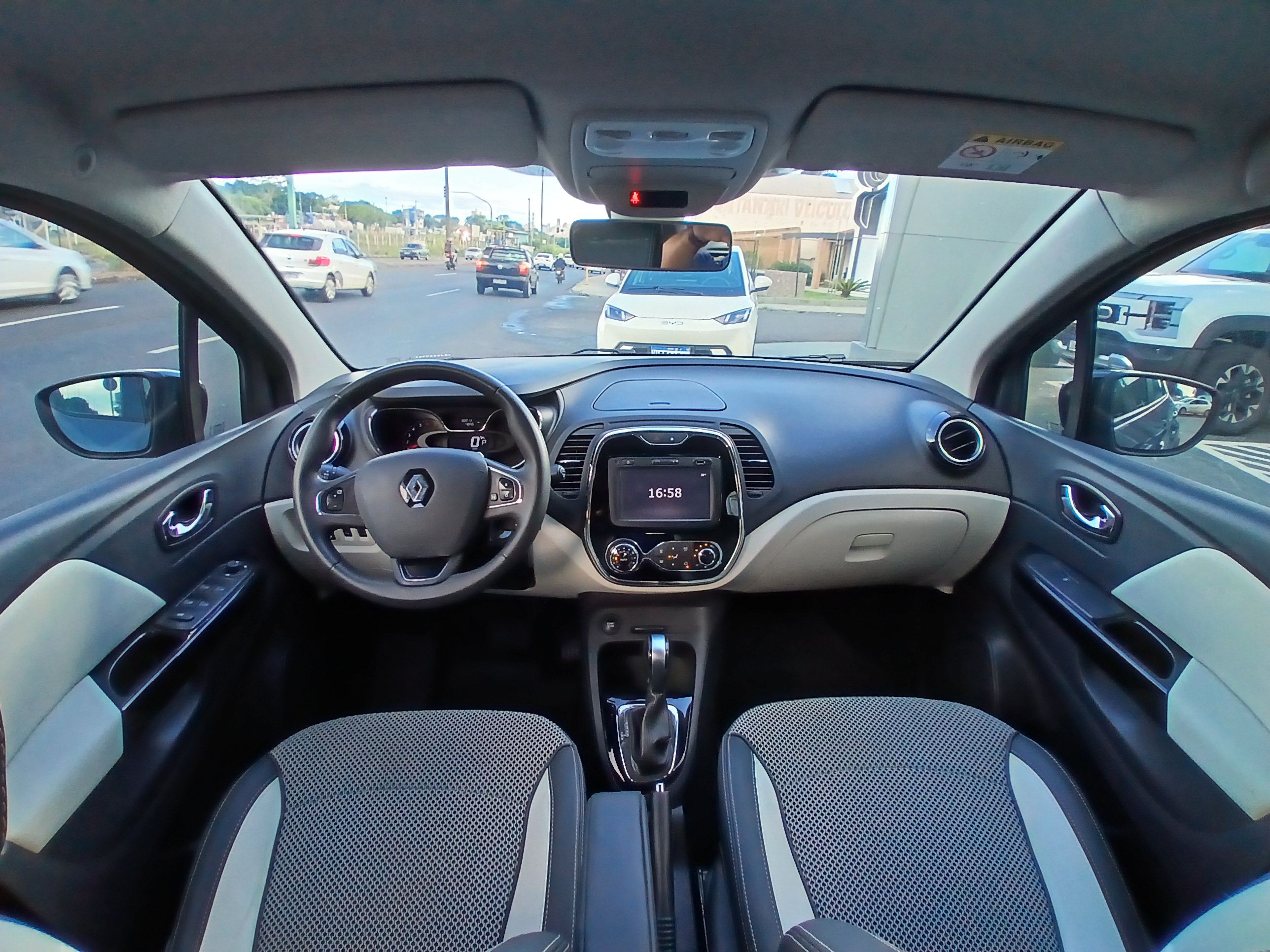 CAPTUR 1.6 16V SCE FLEX INTENSE X-TRONIC7