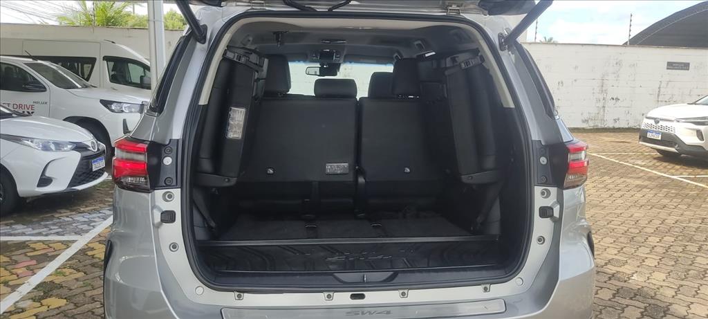 HILUX SW4 2.8 D-4D TURBO DIESEL SRX PLATINUM 7L 4X4 AUTOMÁTICO15