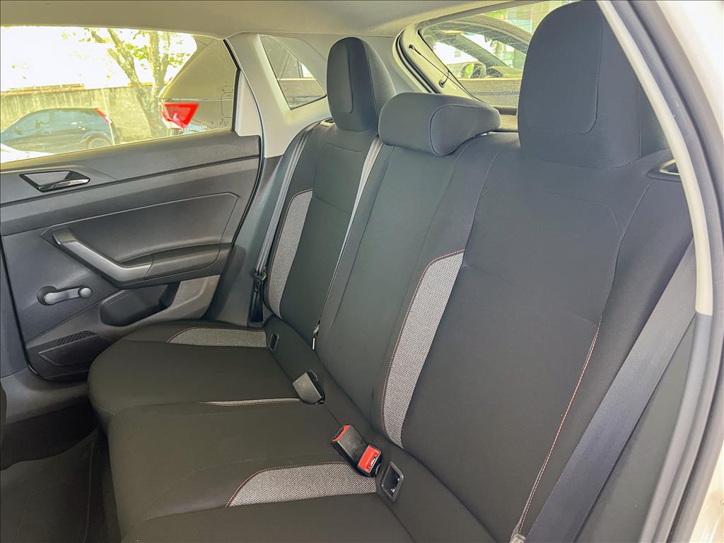 POLO 1.0 MPI TRACK MANUAL17