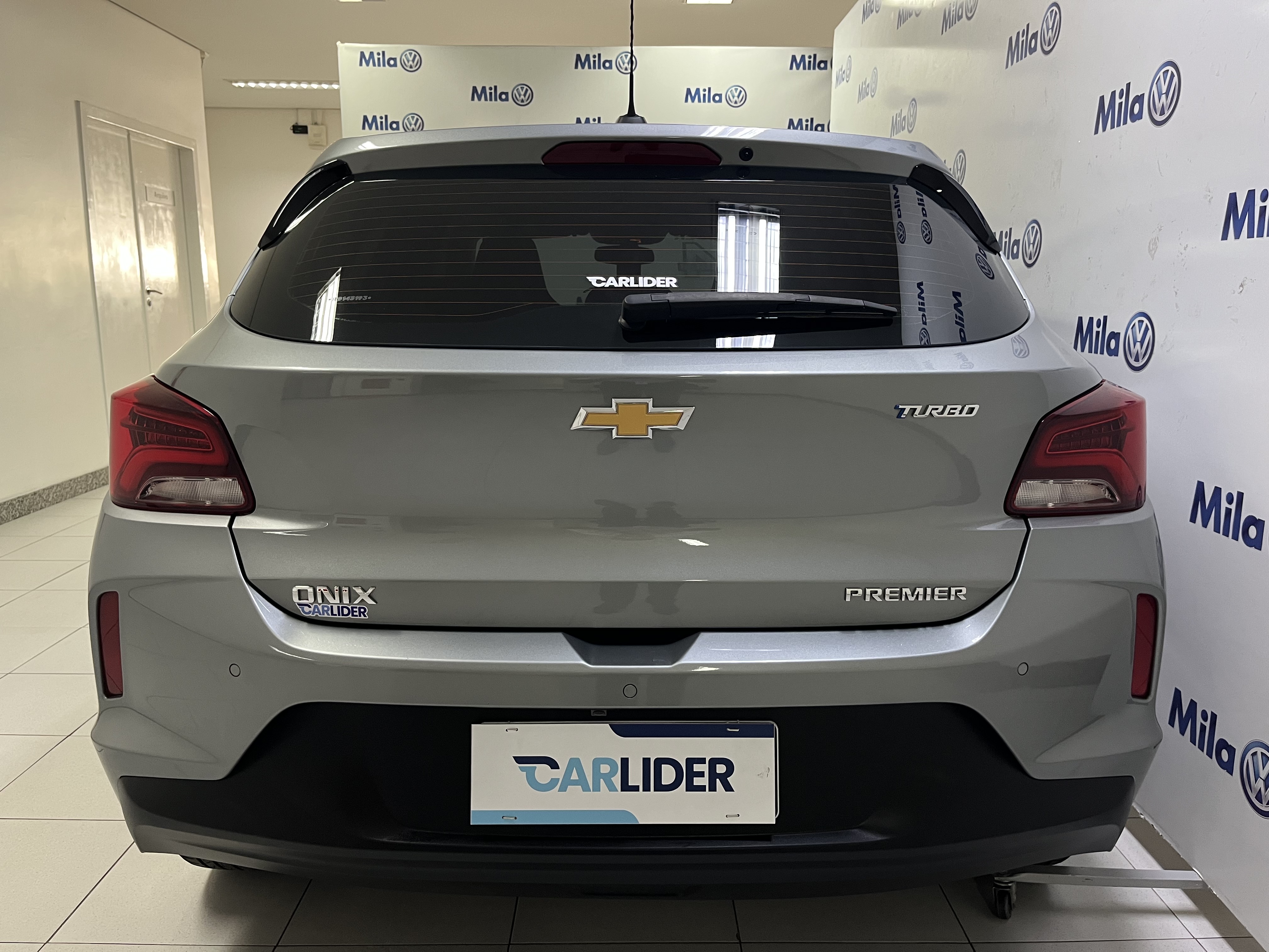 ONIX 1.0 TURBO FLEX PREMIER AUTOMÁTICO3