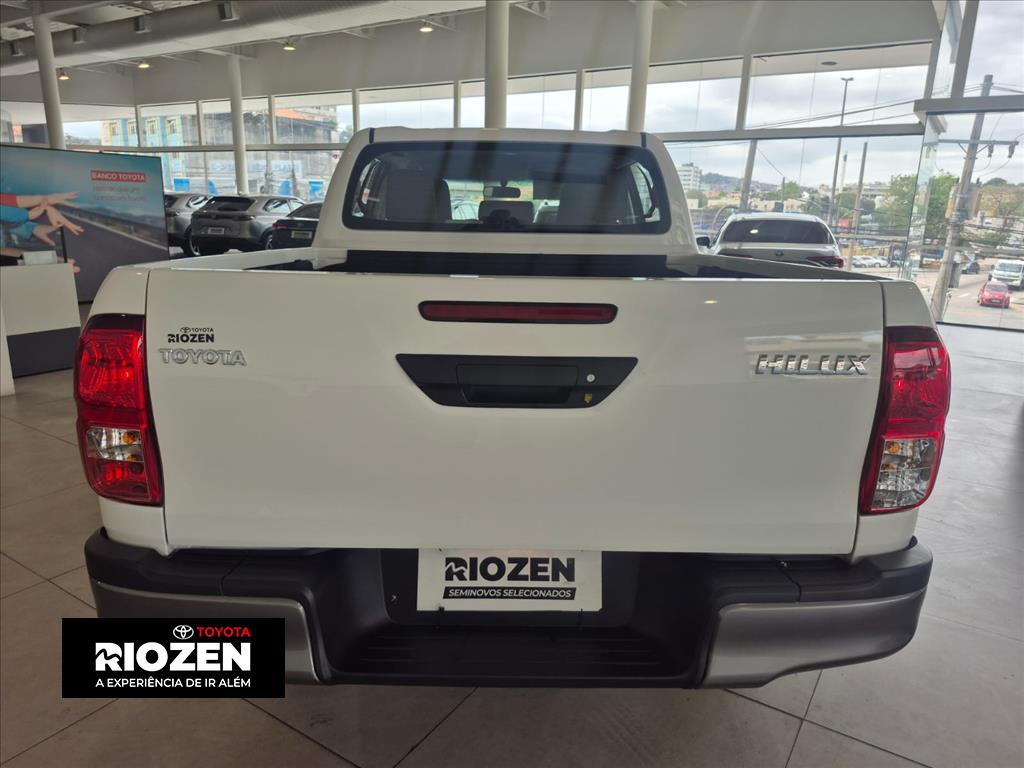HILUX 2.8 D-4D TURBO DIESEL CD POWER PACK 4X4 AUTOMÁTICO11