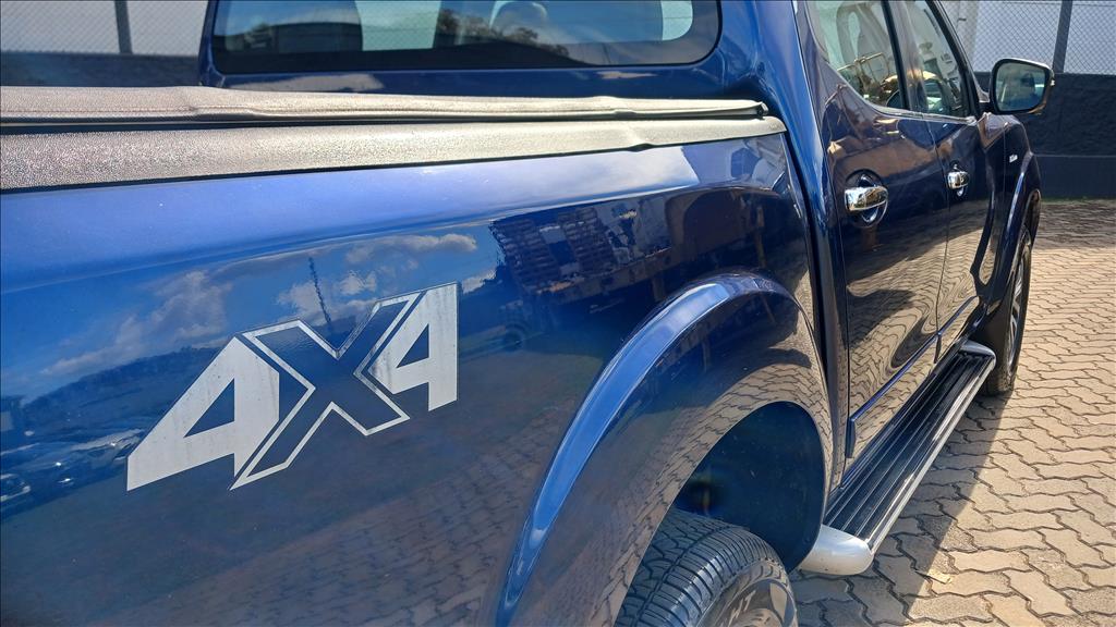 FRONTIER 2.3 16V TURBO DIESEL LE CD 4X4 AUTOMÁTICO9