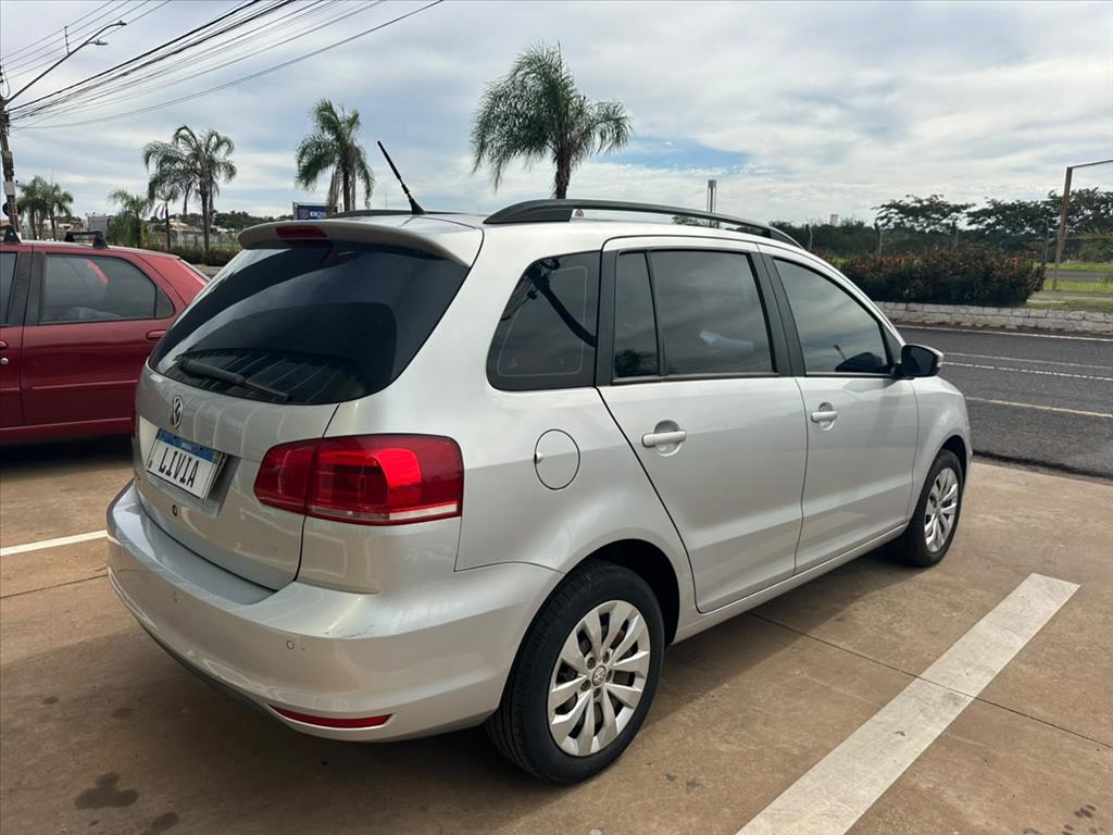 SPACEFOX 1.6 MSI TRENDLINE 8V FLEX 4P MANUAL5