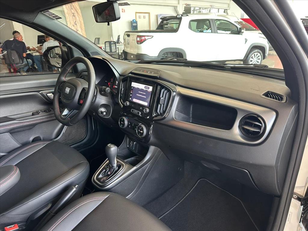 STRADA 1.0 TURBO 200 FLEX ULTRA CD CVT7