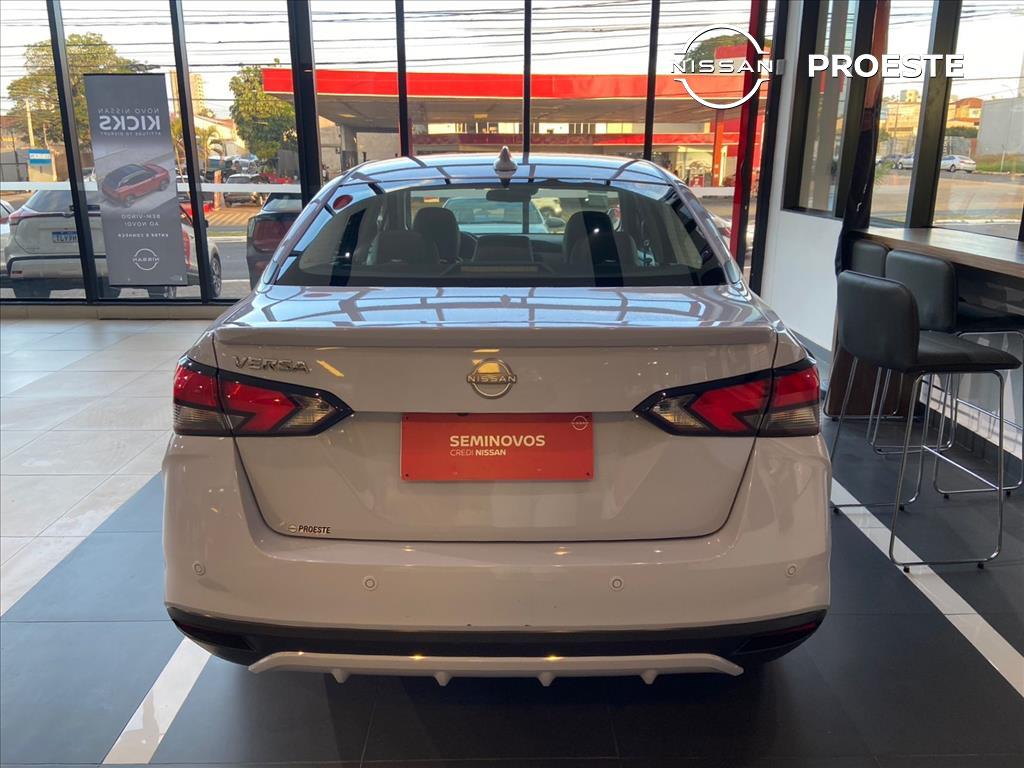 VERSA 1.6 16V FLEX EXCLUSIVE XTRONIC