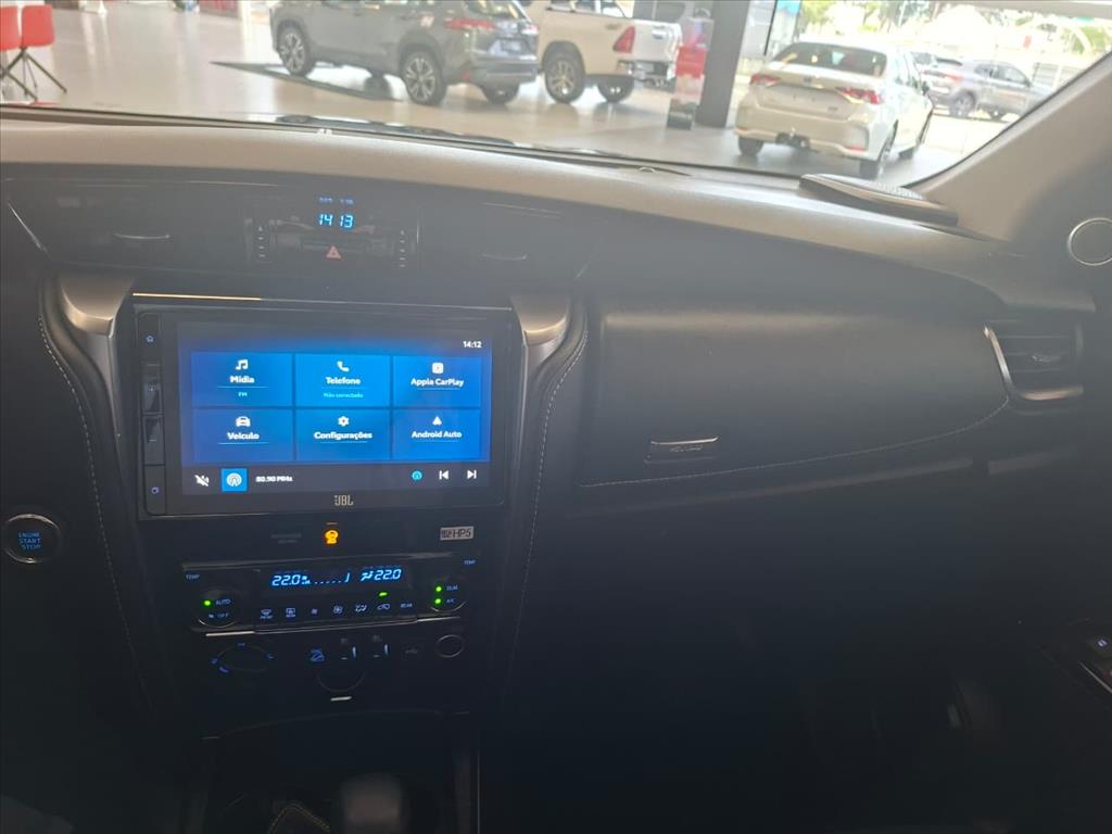 HILUX SW4 2.8 D-4D TURBO DIESEL SRX PLATINUM 4X4 AUTOMÁTICO9