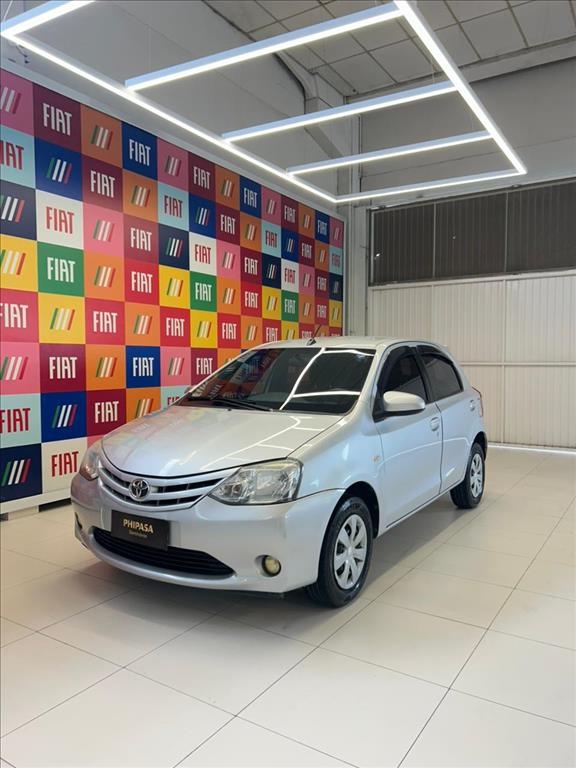 ETIOS 1.5 XS 16V FLEX 4P AUTOMÁTICO