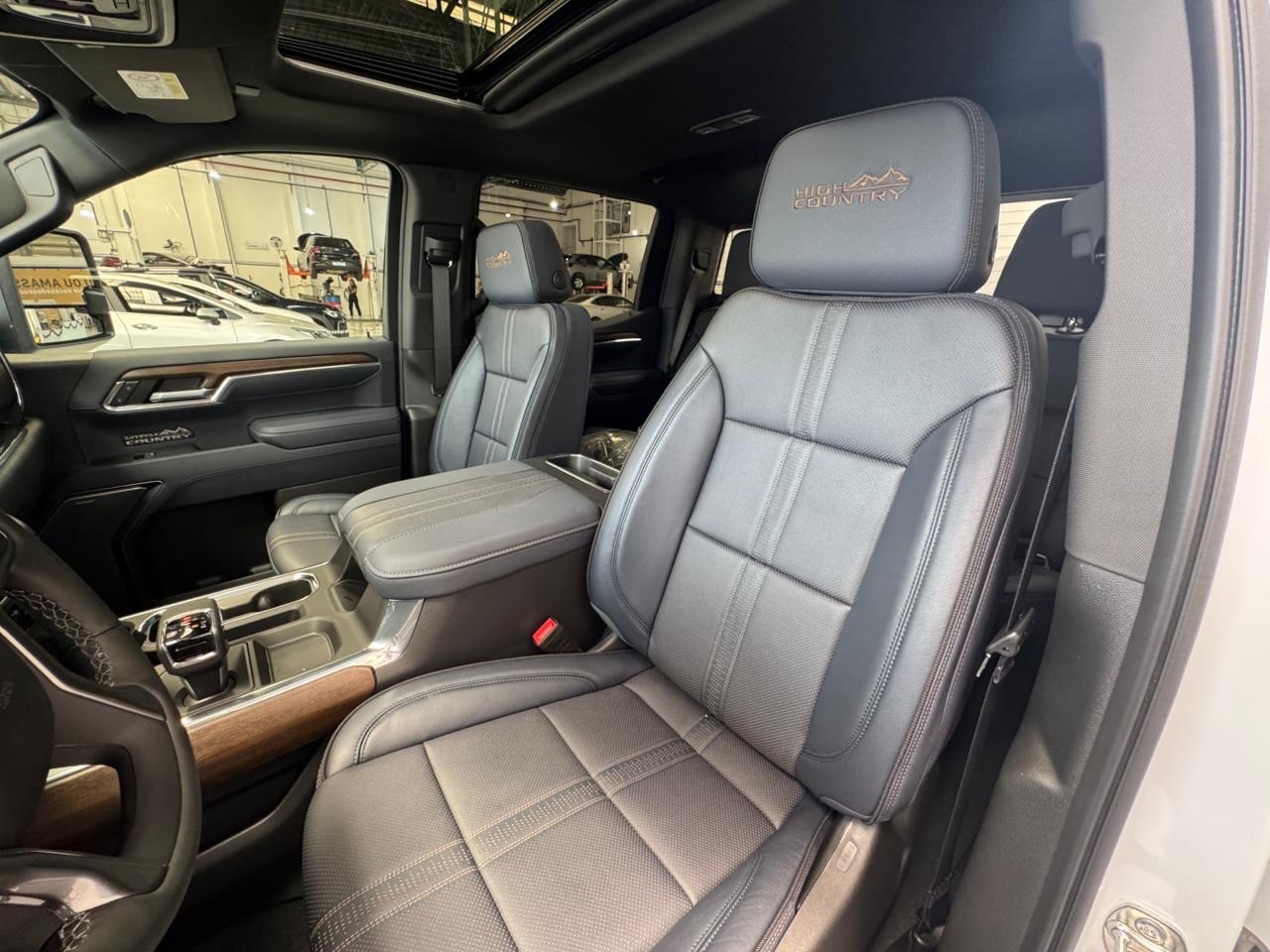 SILVERADO 5.3 V8 GASOLINA 1500 HIGH COUNTRY 4X4 AUTOMÁTICO13