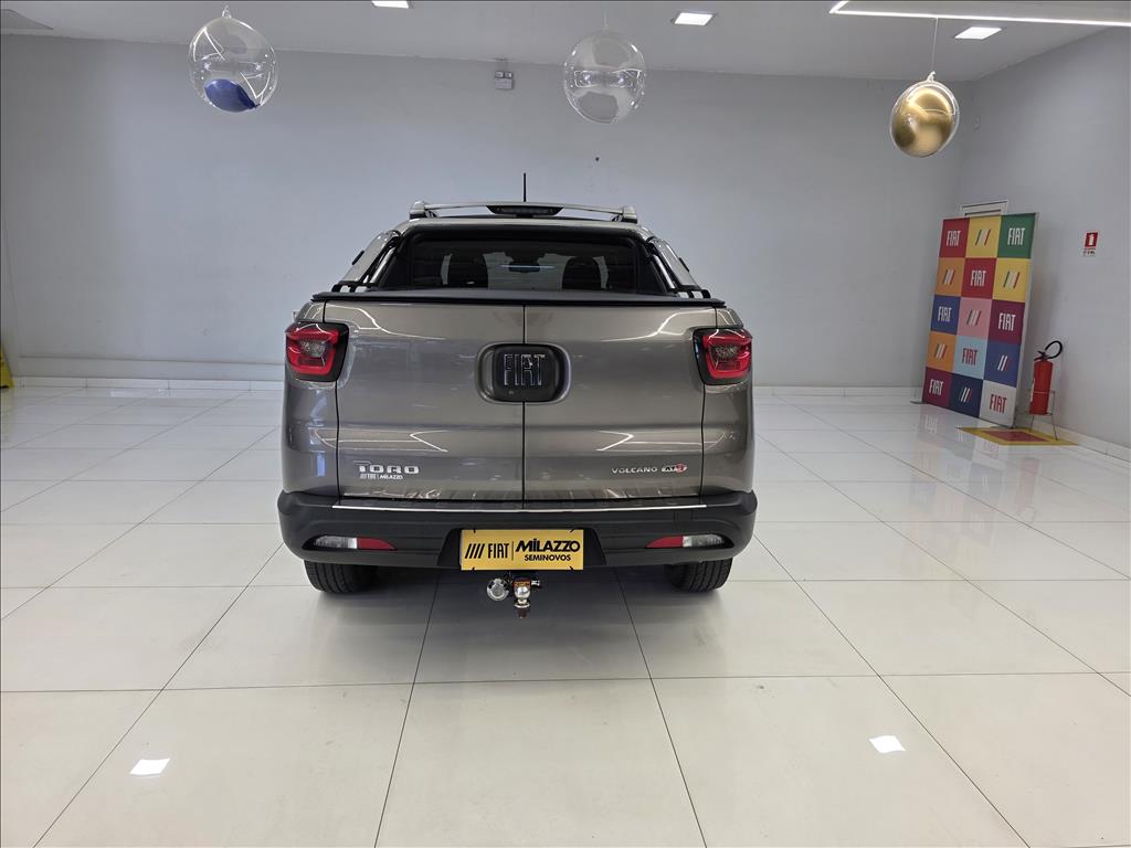 TORO 2.0 16V TURBO DIESEL VOLCANO 4WD AT94